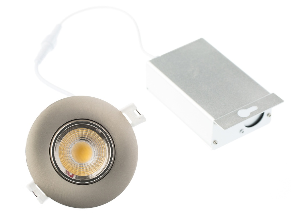 Encastré dirigeable DEL, finition nickel satiné, 8 watts, 45 degrés