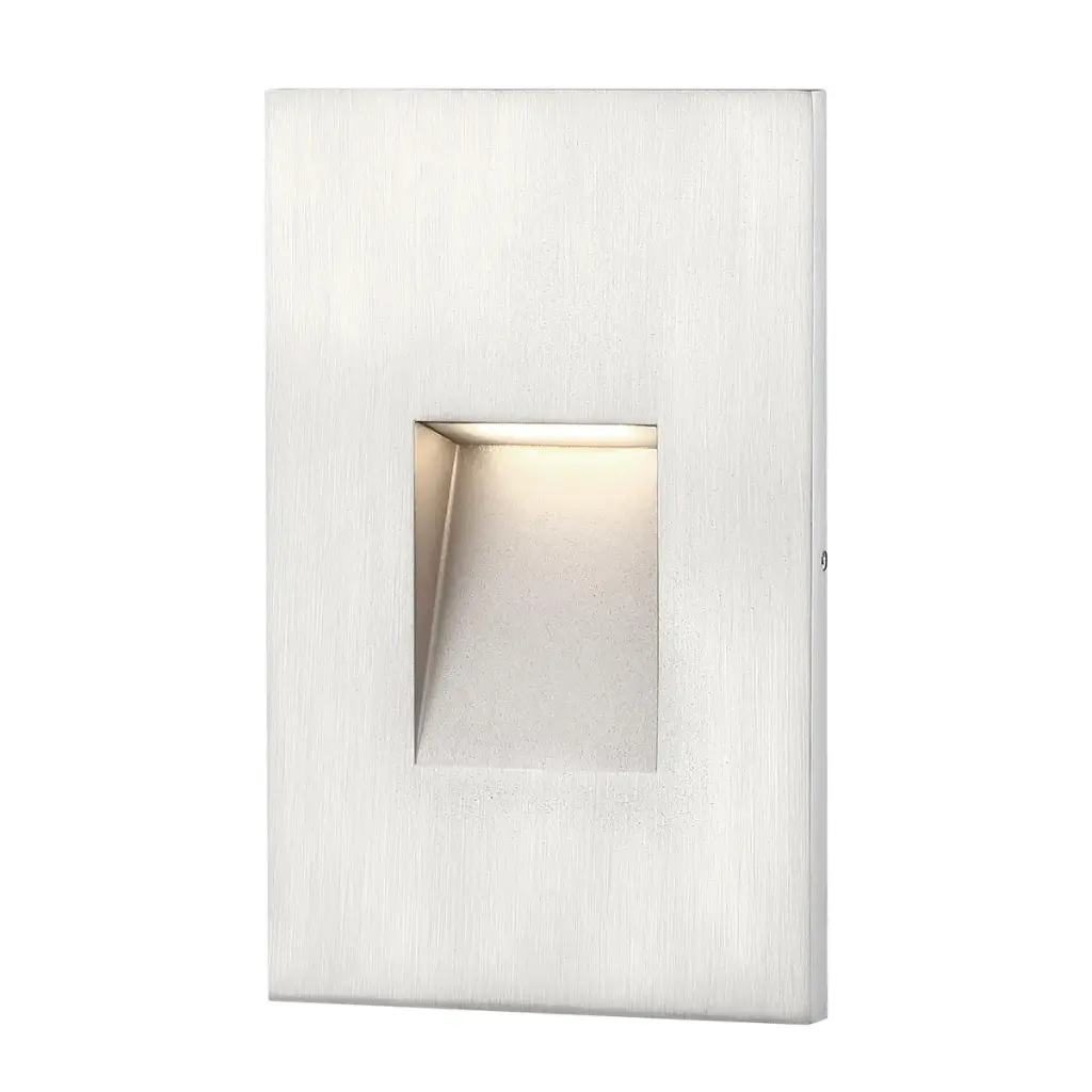 Encastré de marche DEL, finition nickel brossé, 2,2 watts, 3000K